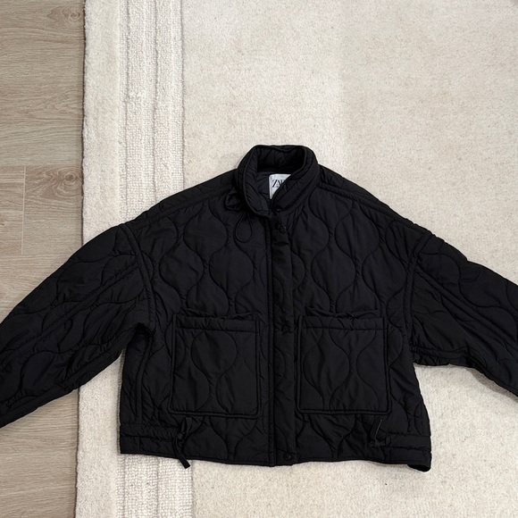 Zara Jackets & Blazers - Zara puffer